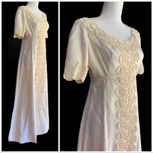 Vintage 60’s Ecru Empire Waist Short Sleeve Wedding Gown 2/4 Elven Regency